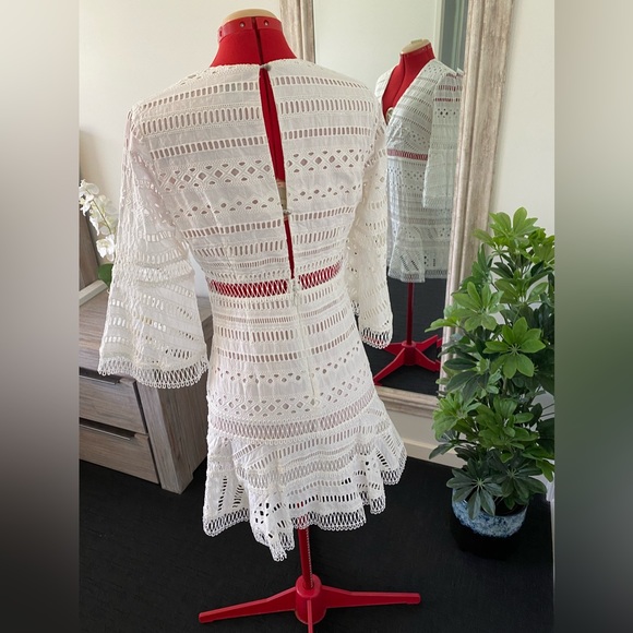 SIZE 10 SHEIKE MELROSE WHITE LACE DRESS - Picture 7 of 9